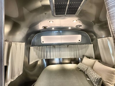 2025 Airstream 25FBQ Base
