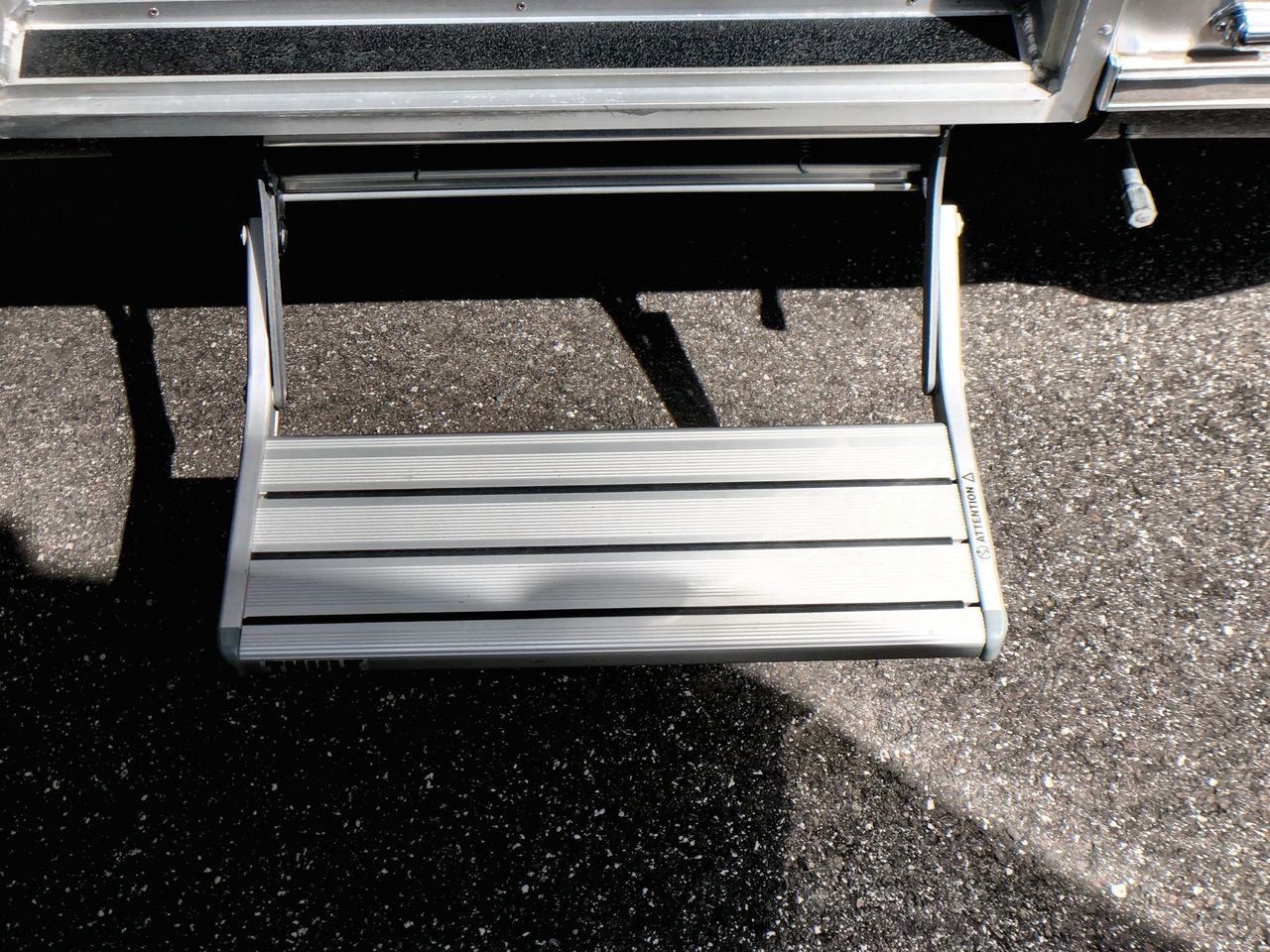 2020 Airstream 19CB Base