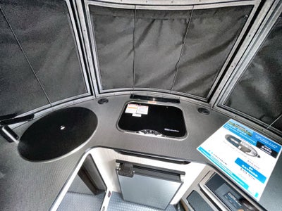 2025 Airstream 16X Base