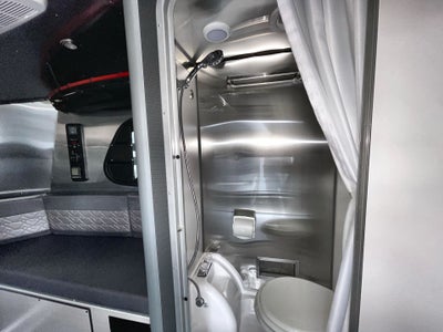 2025 Airstream 16X Base