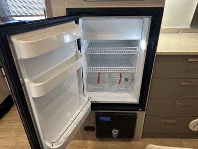 2025 Airstream 20FB Base