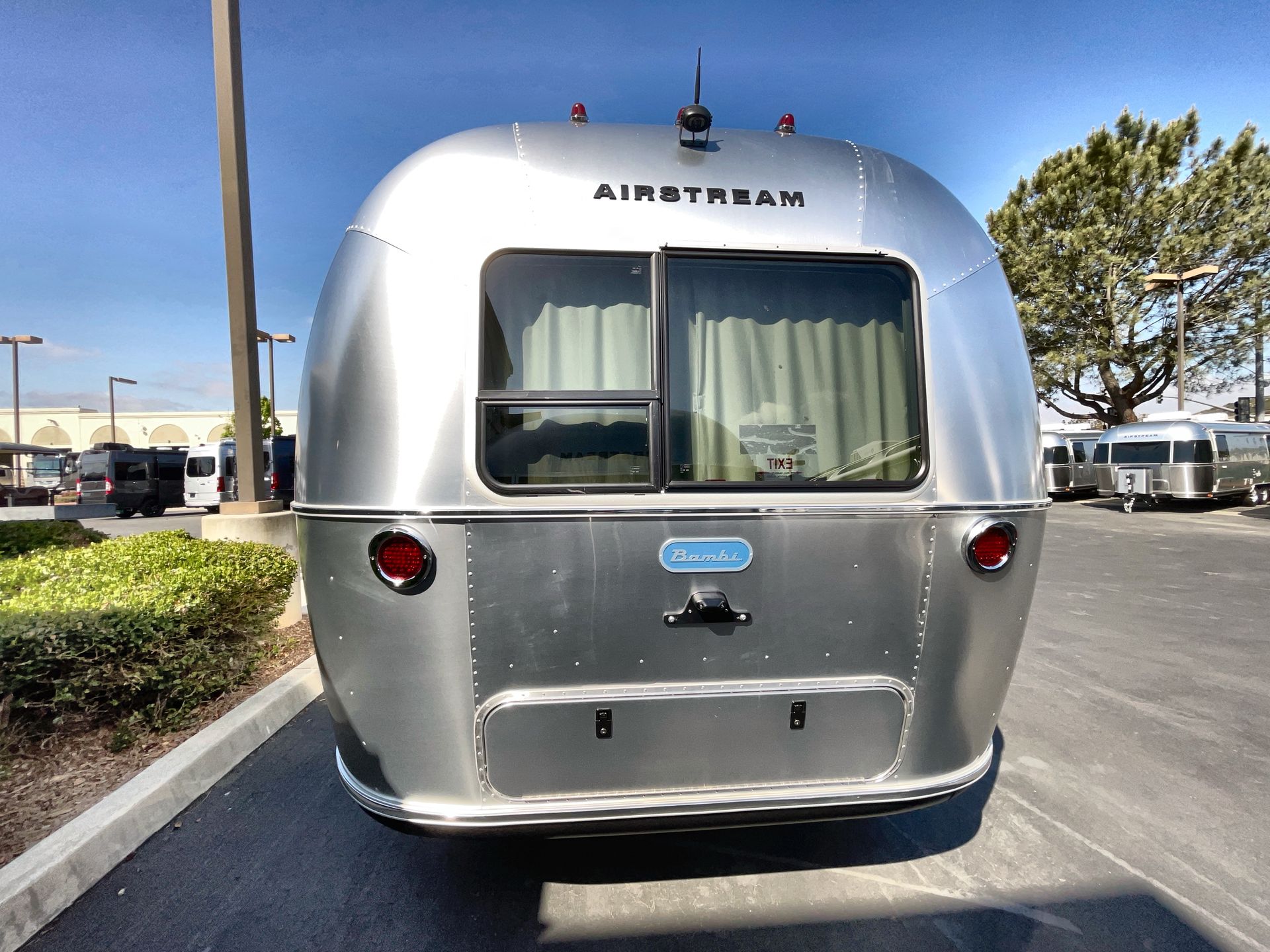 2025 Airstream 16RB Base