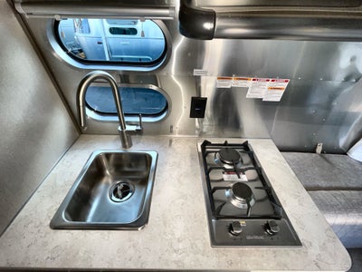 2025 Airstream 16RB Base