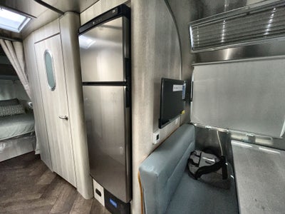 2025 Airstream 30RBQ Base