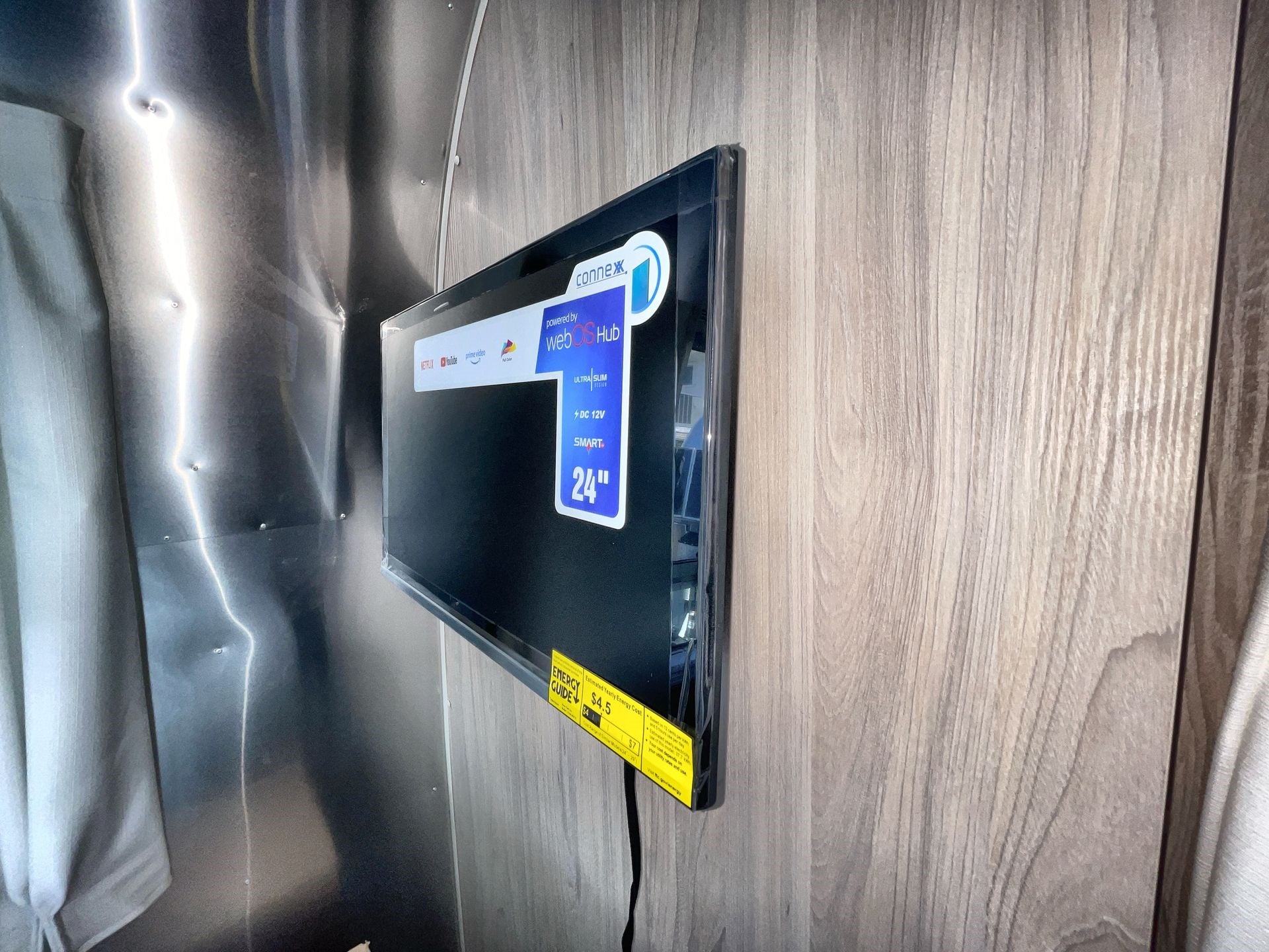 2025 Airstream 30RBQ Base