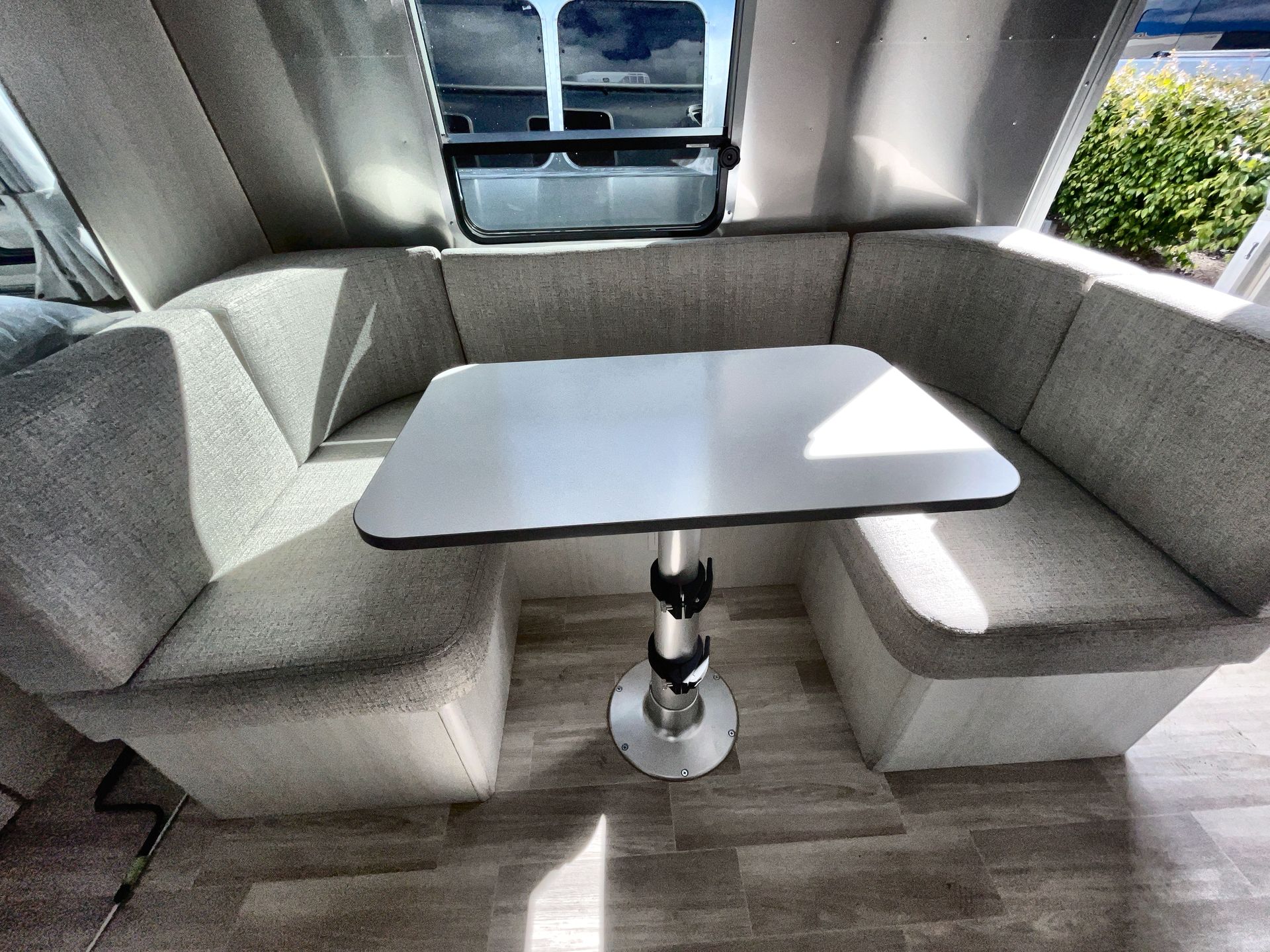 2026 Airstream 22FB Base