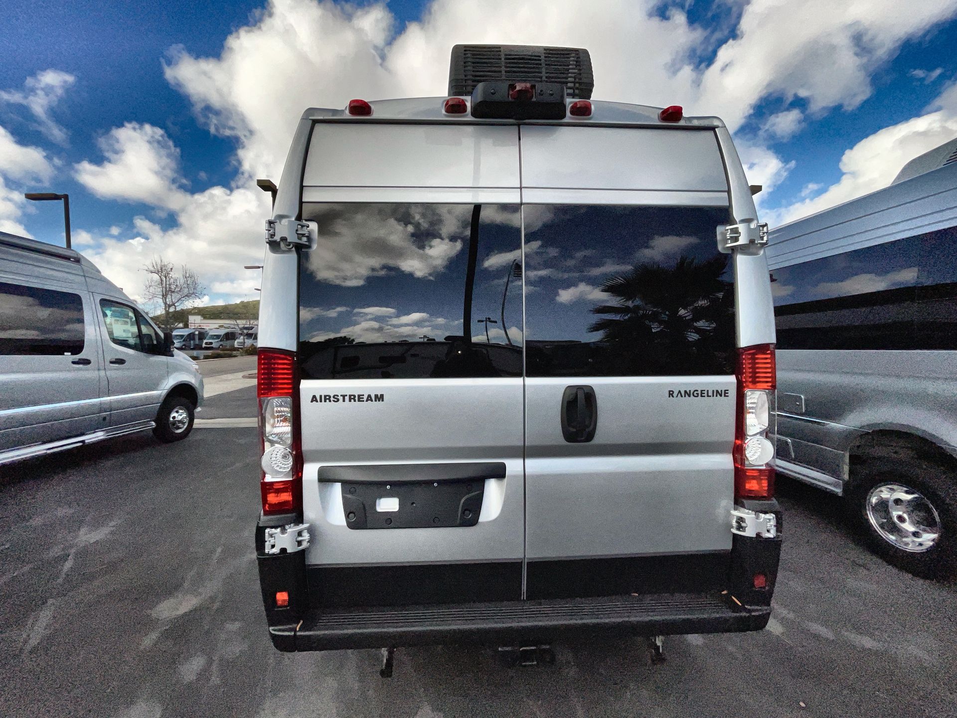 2026 Airstream Rangeline Base