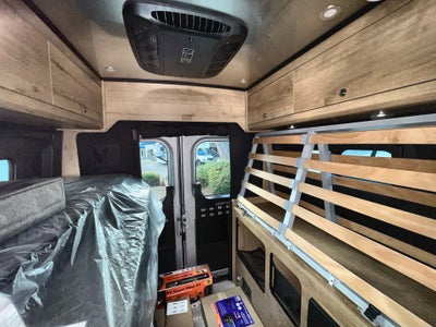 2026 Airstream Rangeline Base