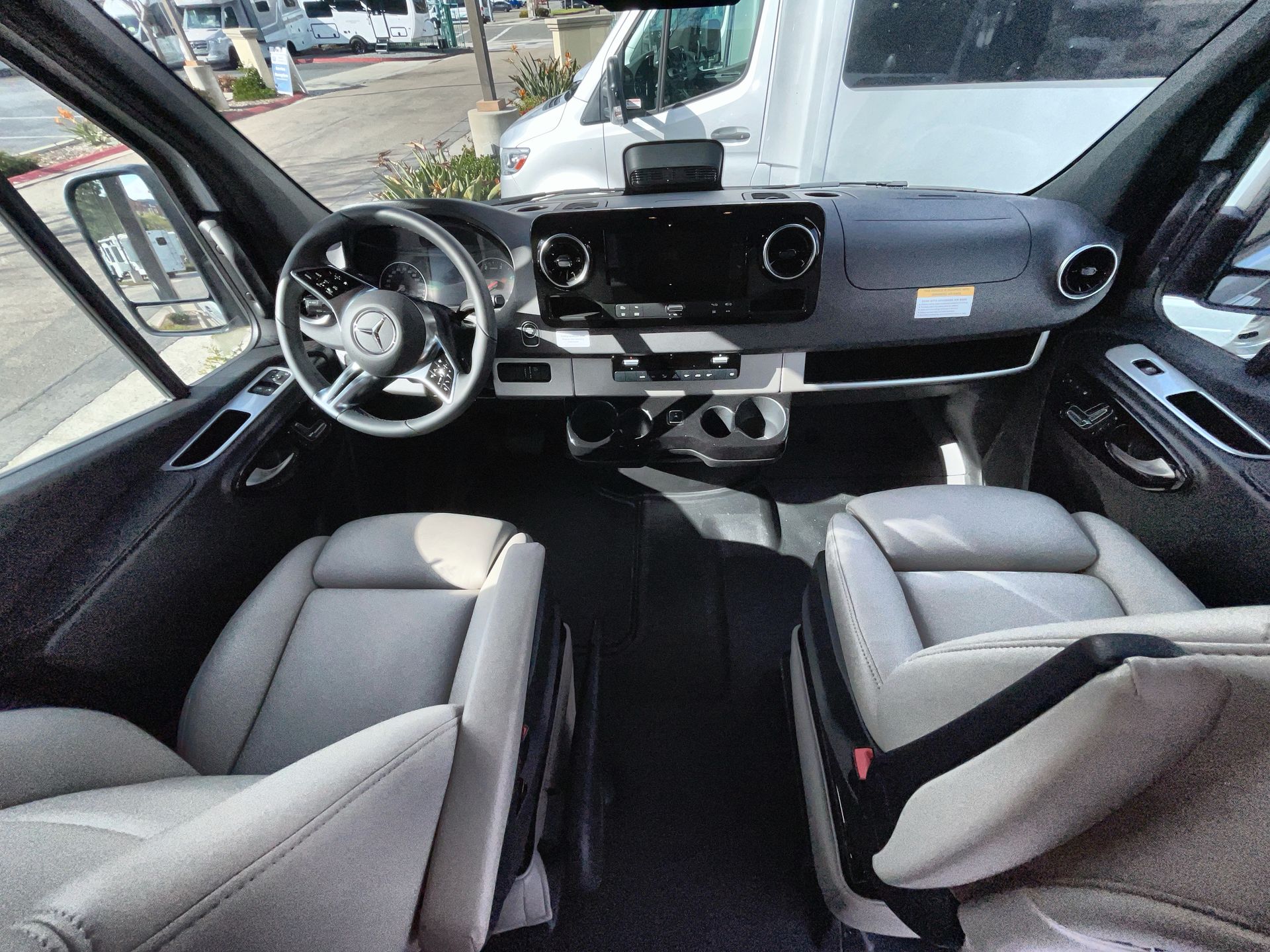 2026 Airstream 24GT Base