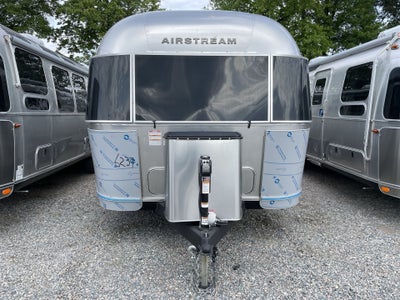 2025 Airstream 30FBBT Base