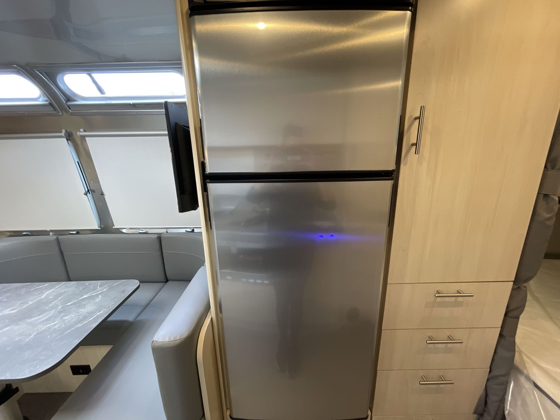 2025 Airstream 30FBBT Base