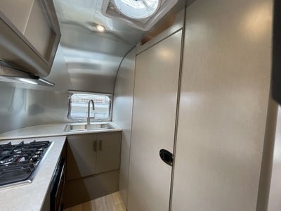 2026 Airstream 20FB Base