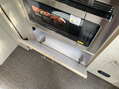 2026 Airstream 25FBQ Base