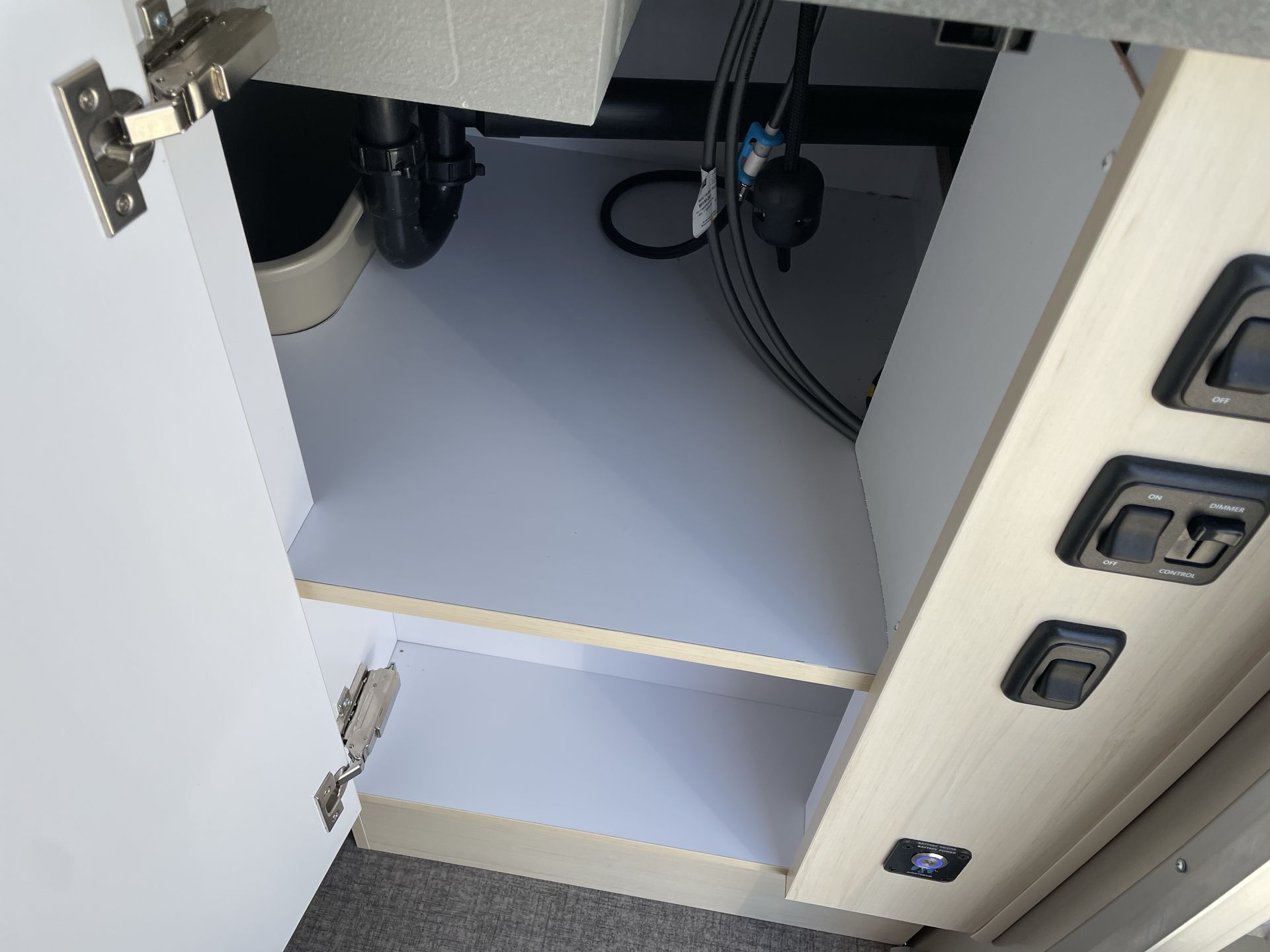 2026 Airstream 25FBQ Base