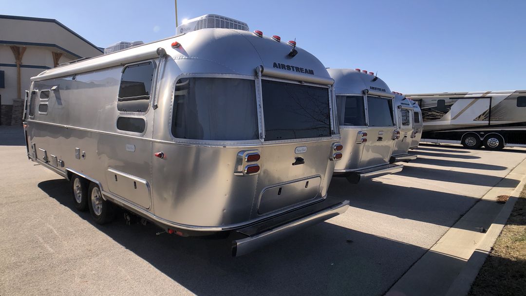 2026 Airstream 28RBT Base