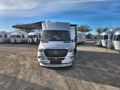 2026 Airstream 30RBT Base