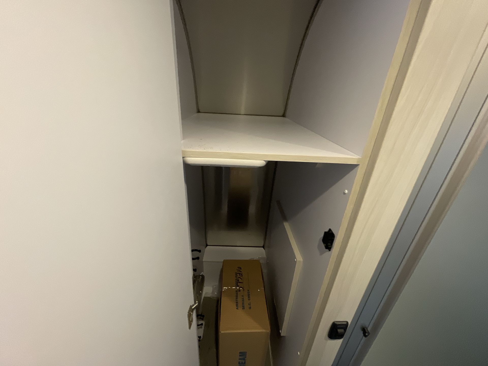 2025 Airstream 25FBQ Base