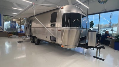 2026 Airstream 25FBT Base