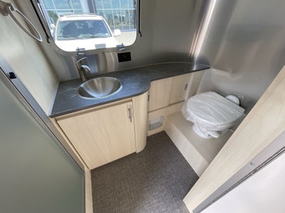 2026 Airstream 23FBQ Base
