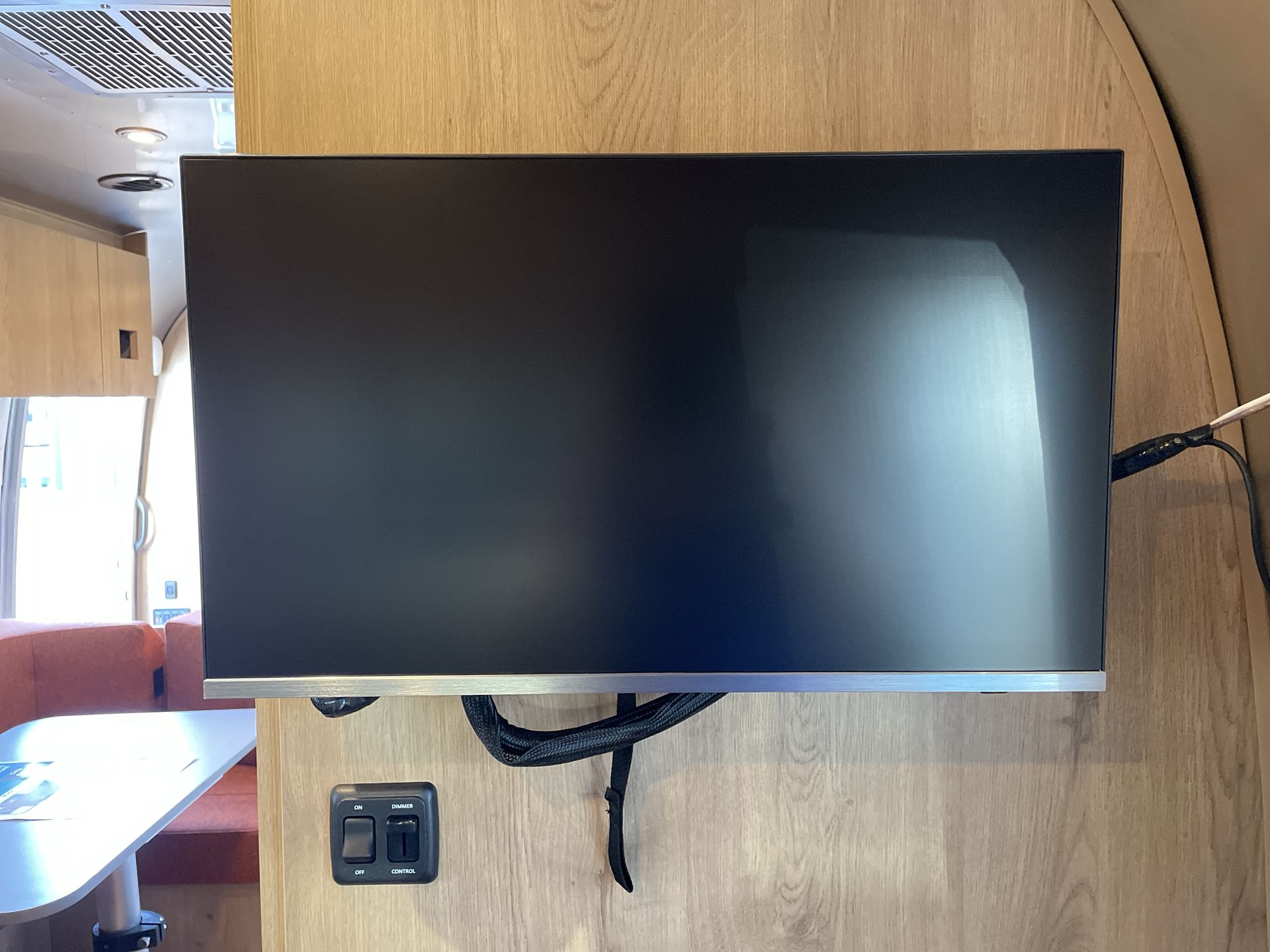 2025 Airstream 23FBQ Base