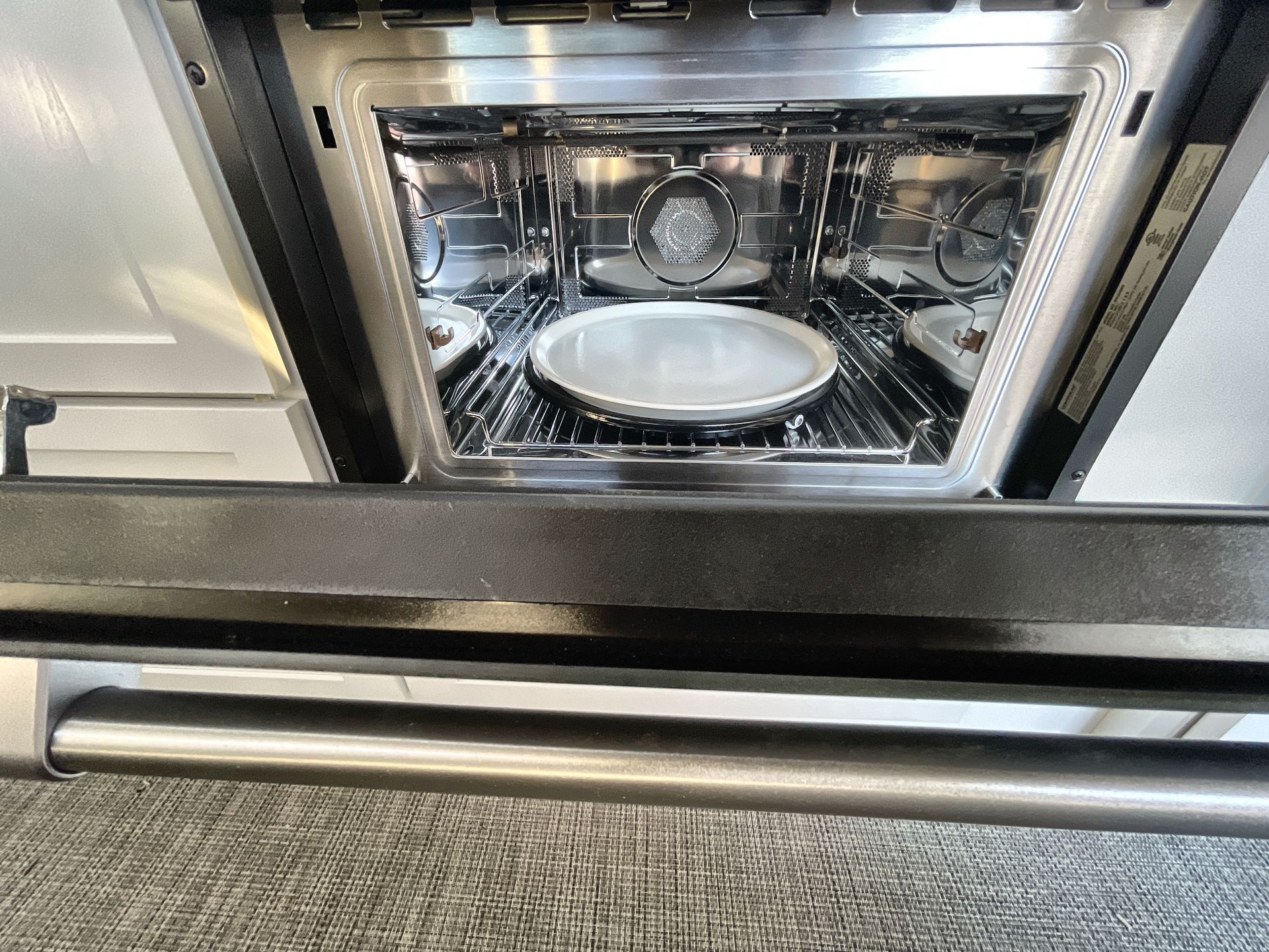 2026 Airstream 33FBQ Base