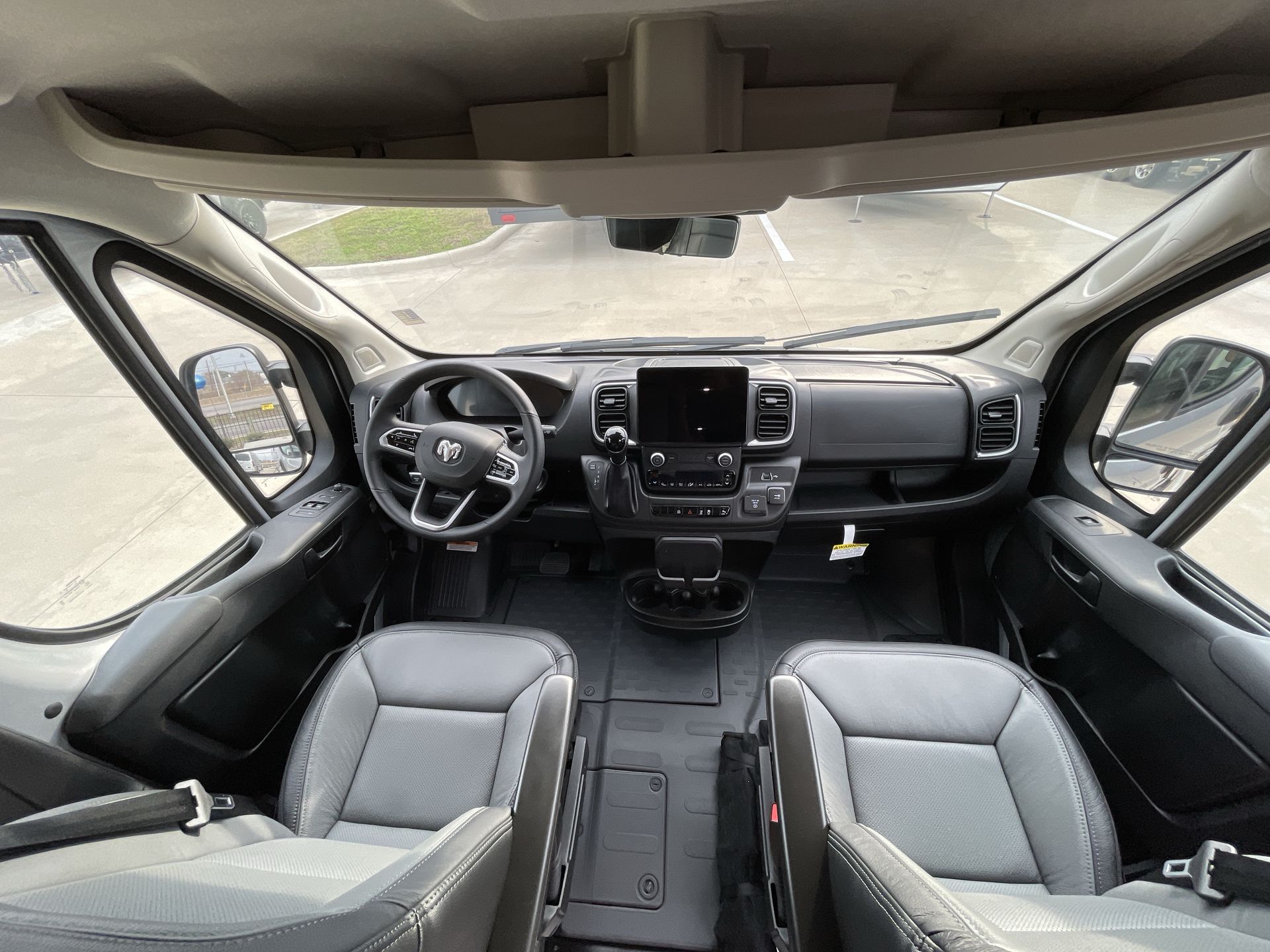 2026 Airstream Rangeline Base