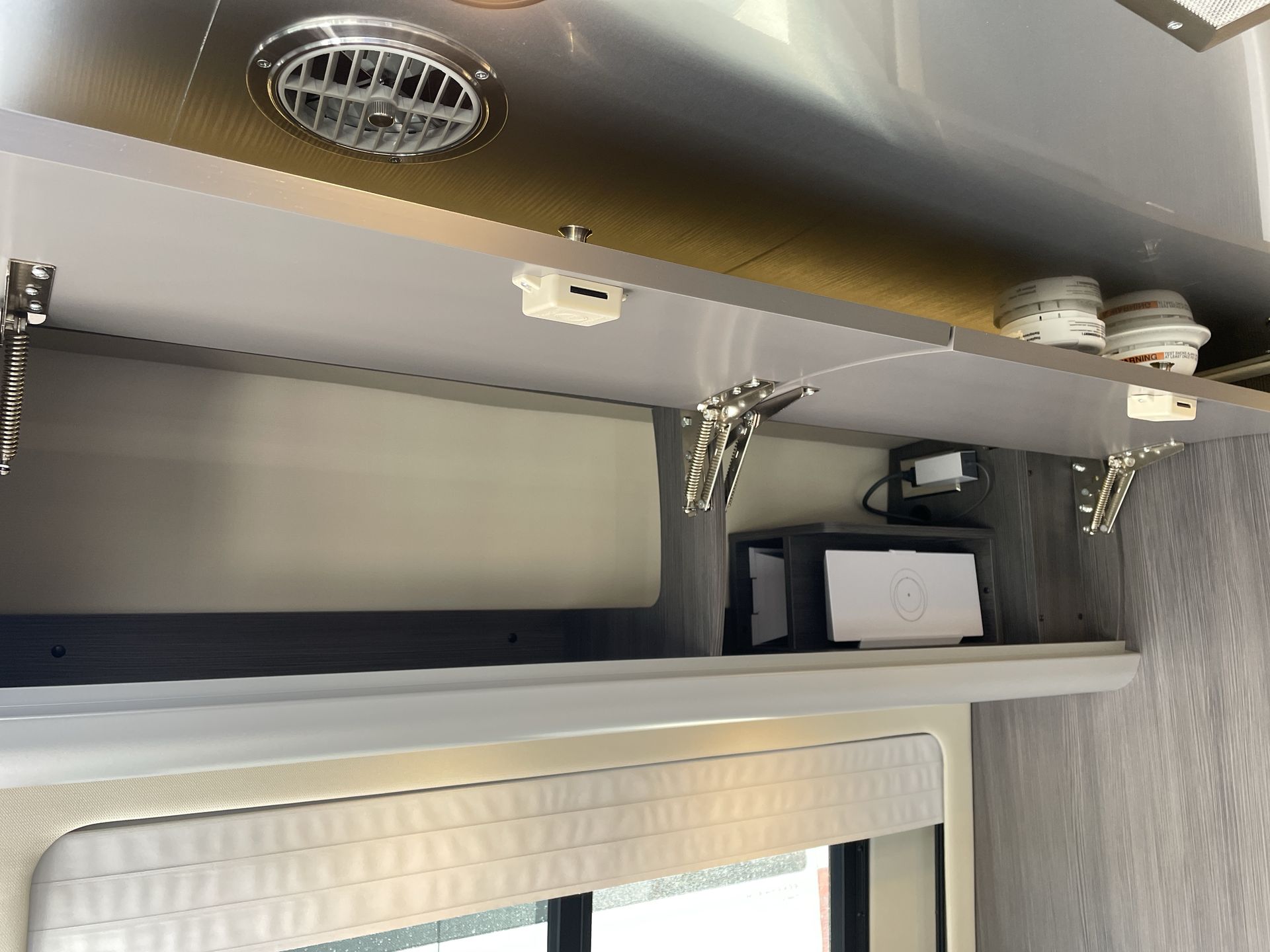 2026 Airstream Murphy Suite Base