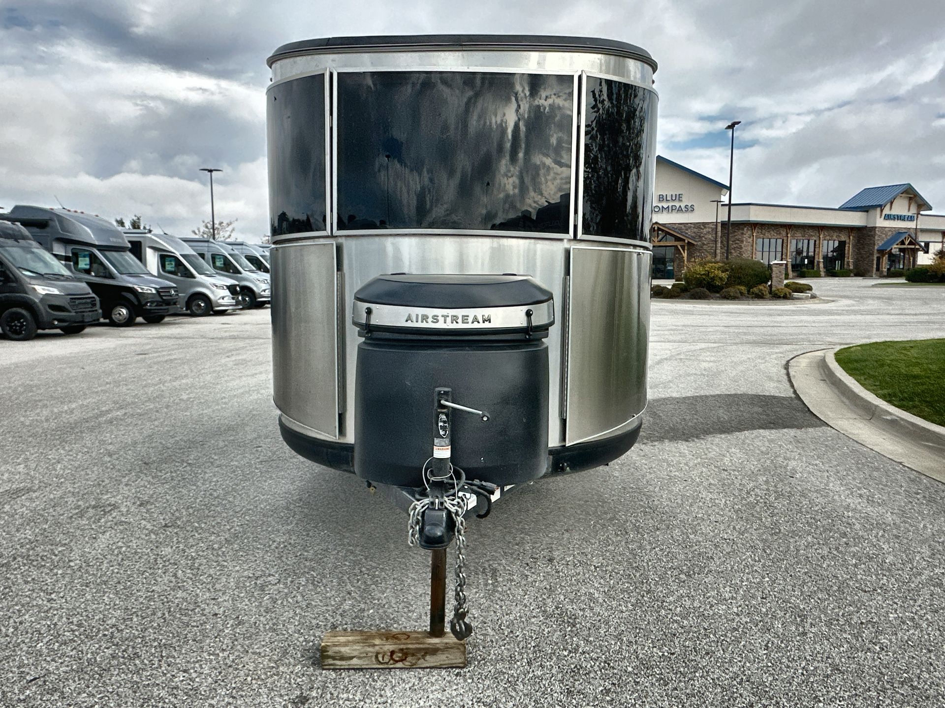 2021 Airstream 16X Base