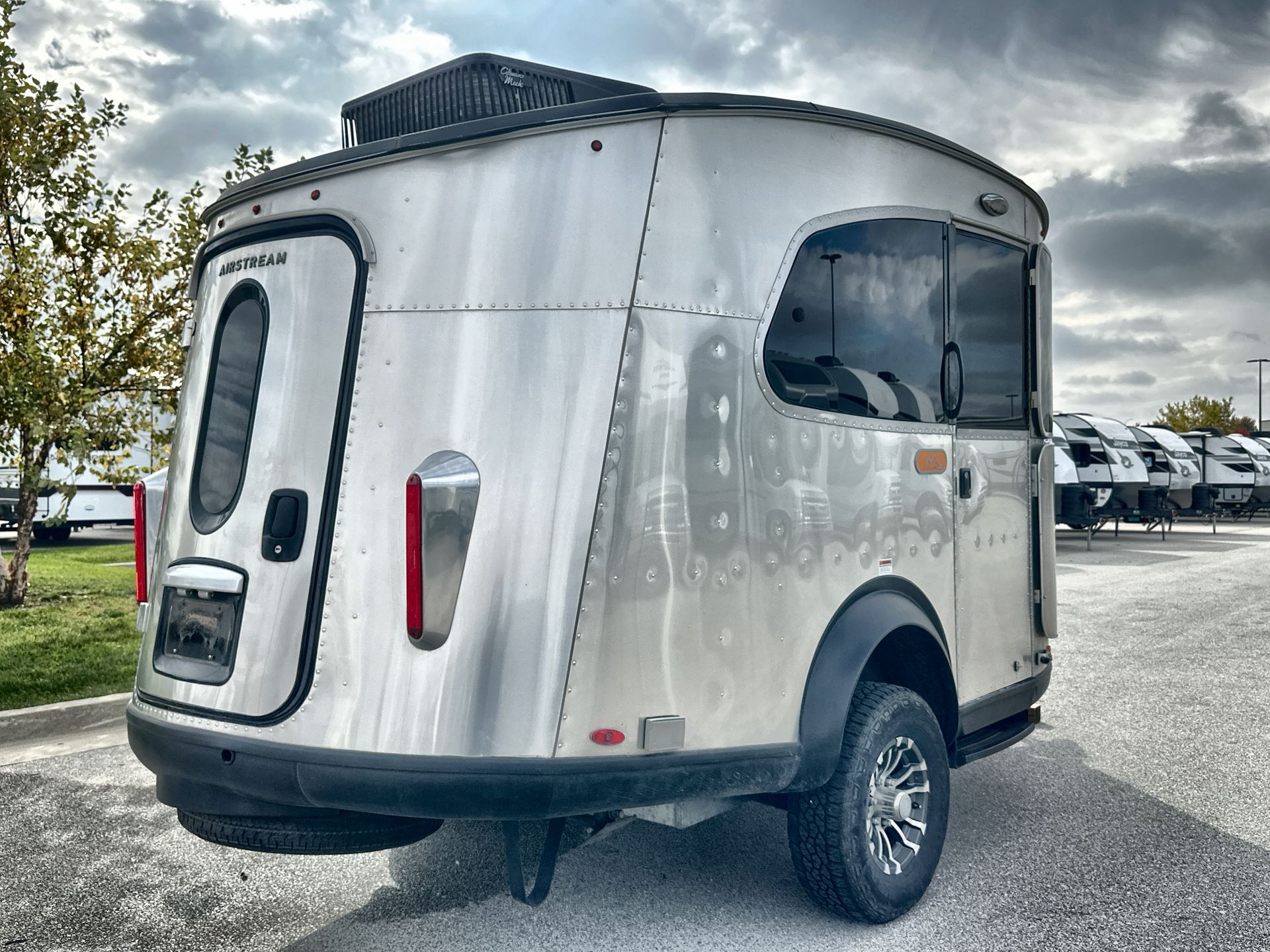 2021 Airstream 16X Base