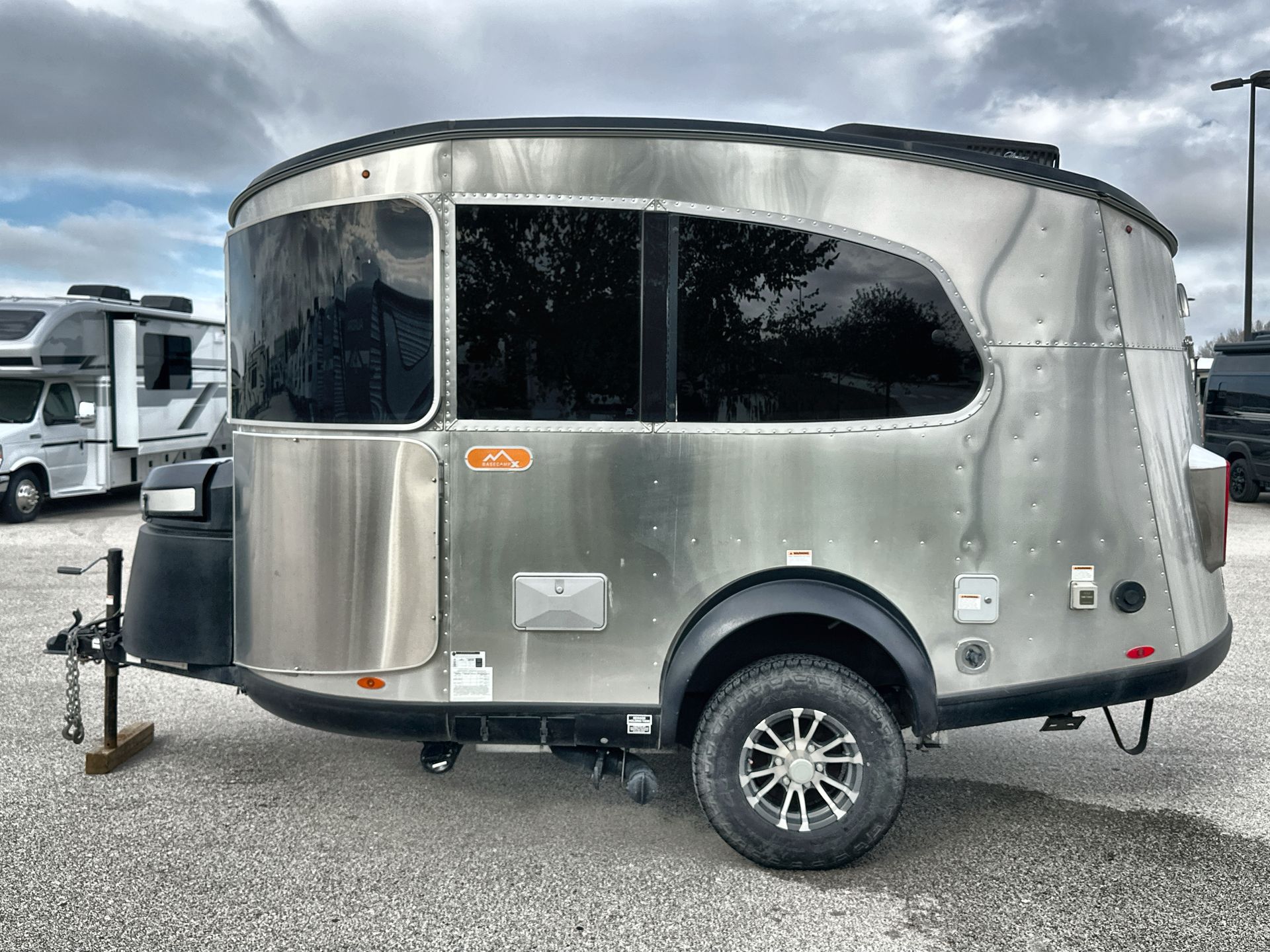 2021 Airstream 16X Base