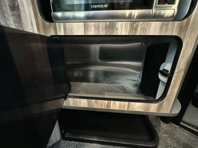 2021 Airstream 16X Base