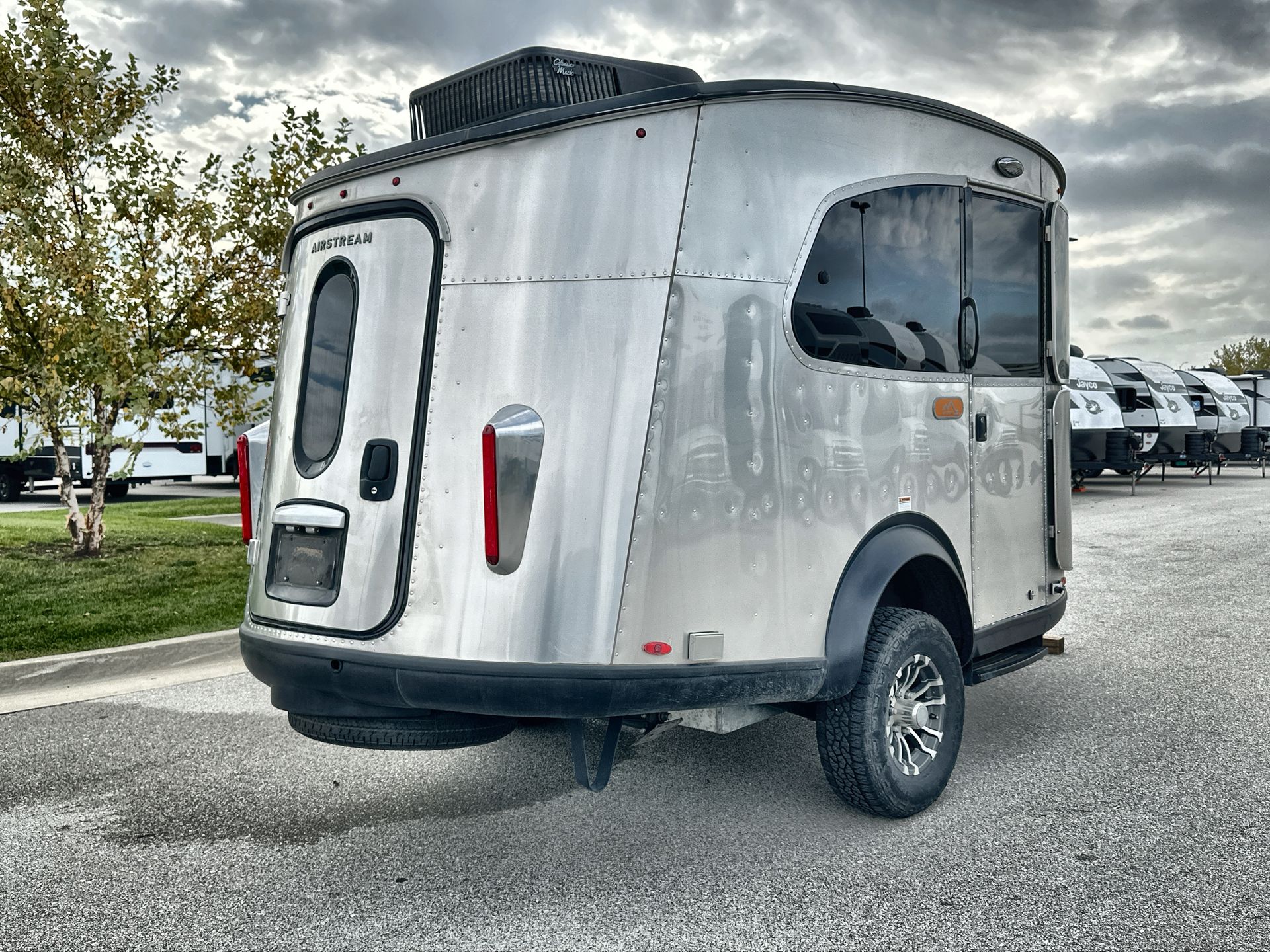 2021 Airstream 16X Base