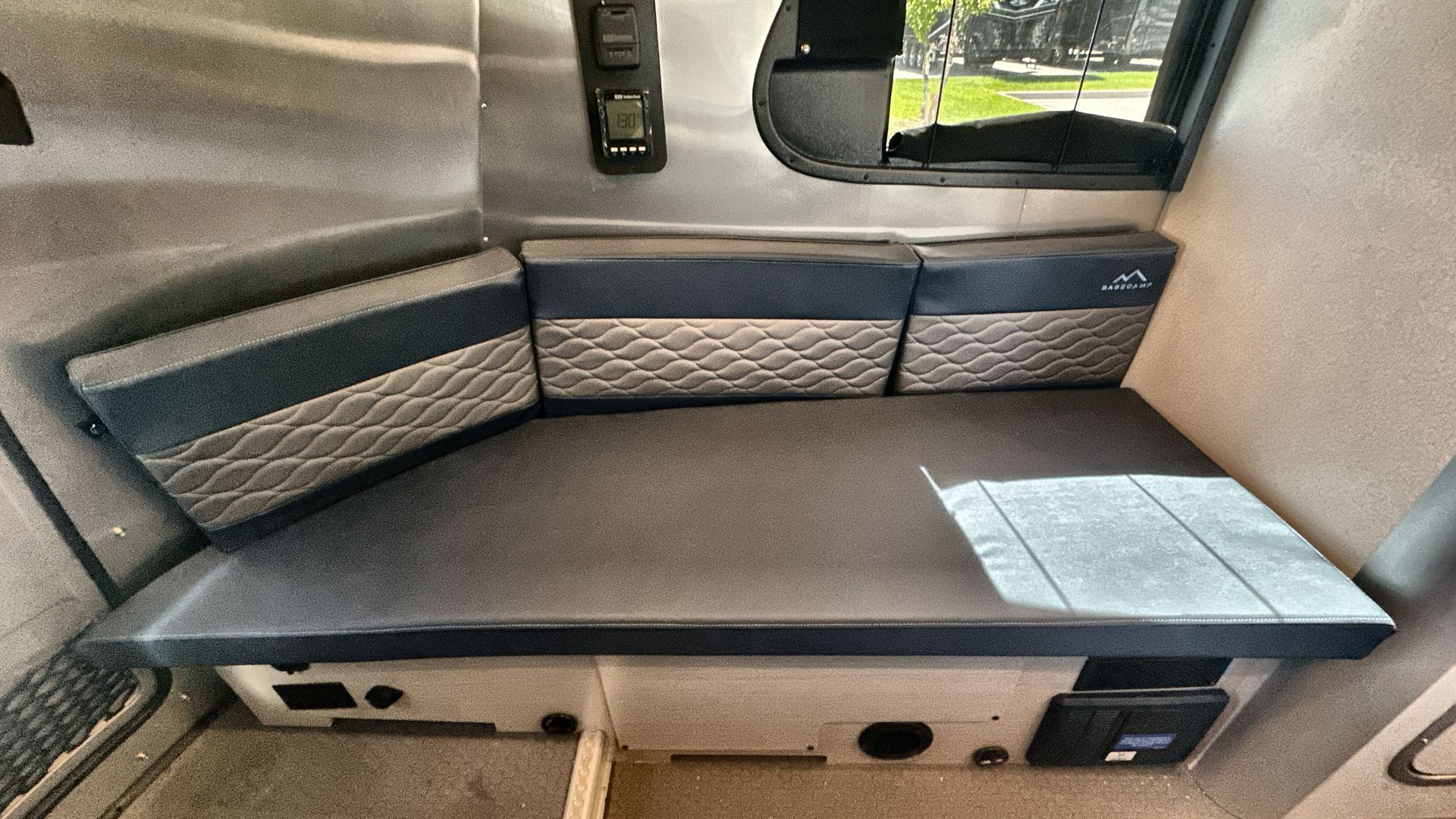 2025 Airstream 16X Base