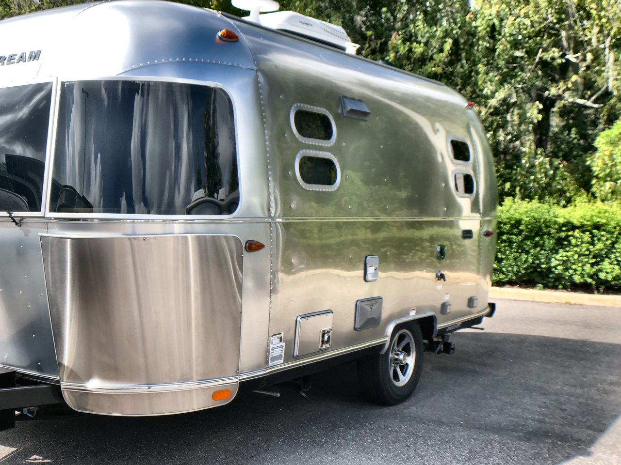 2020 Airstream 19CB Base