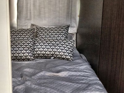 2020 Airstream 19CB Base