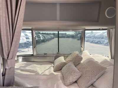 2025 Airstream 20FB Base