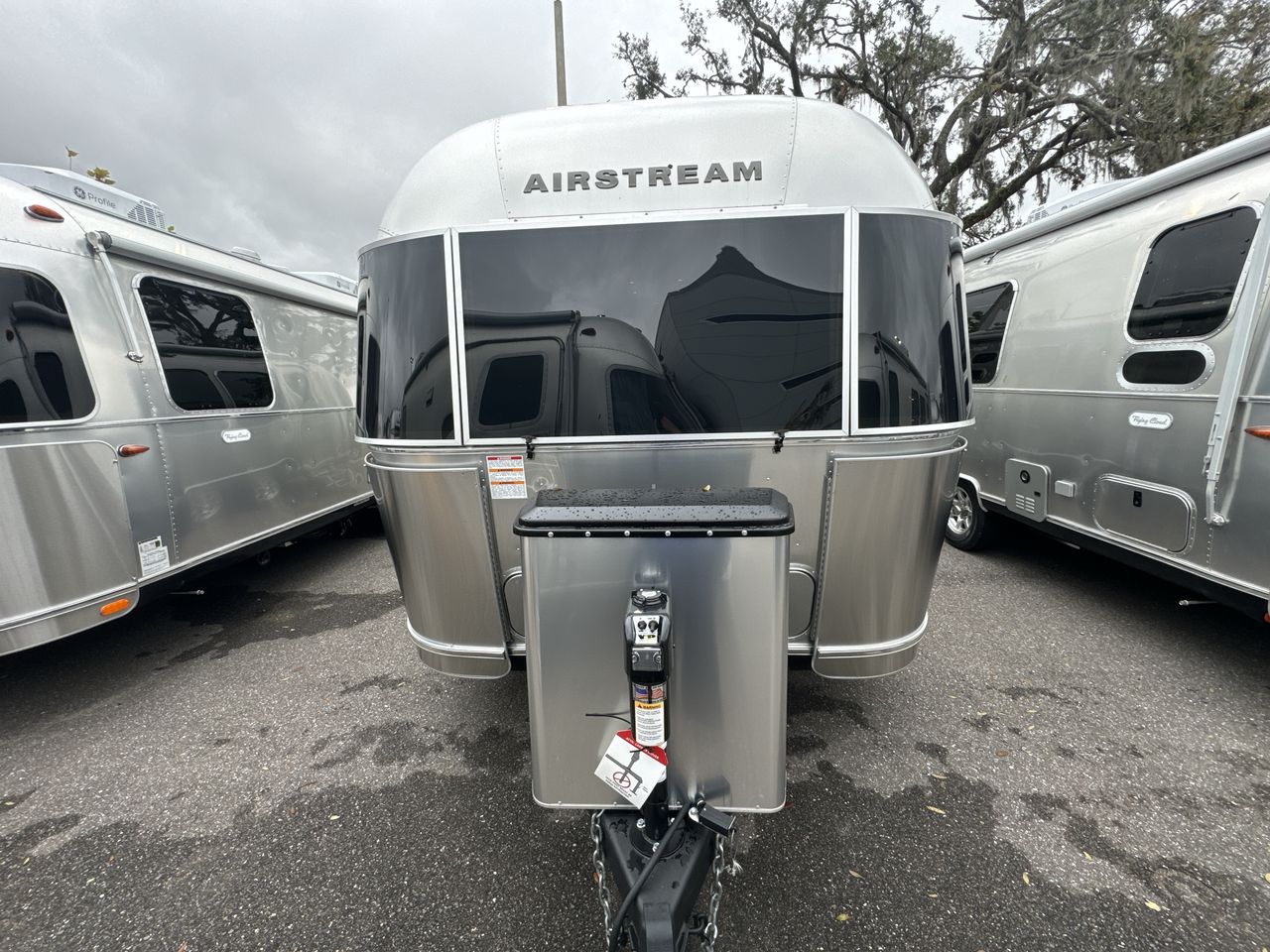 2025 Airstream 23FB Base