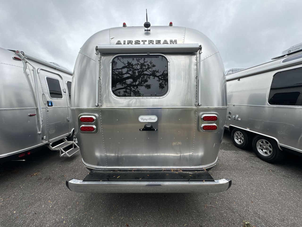 2025 Airstream 23FB Base