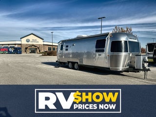 2016 Airstream 27FBQ Flying Cloud Base