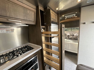 2026 Airstream 33FBQ Base