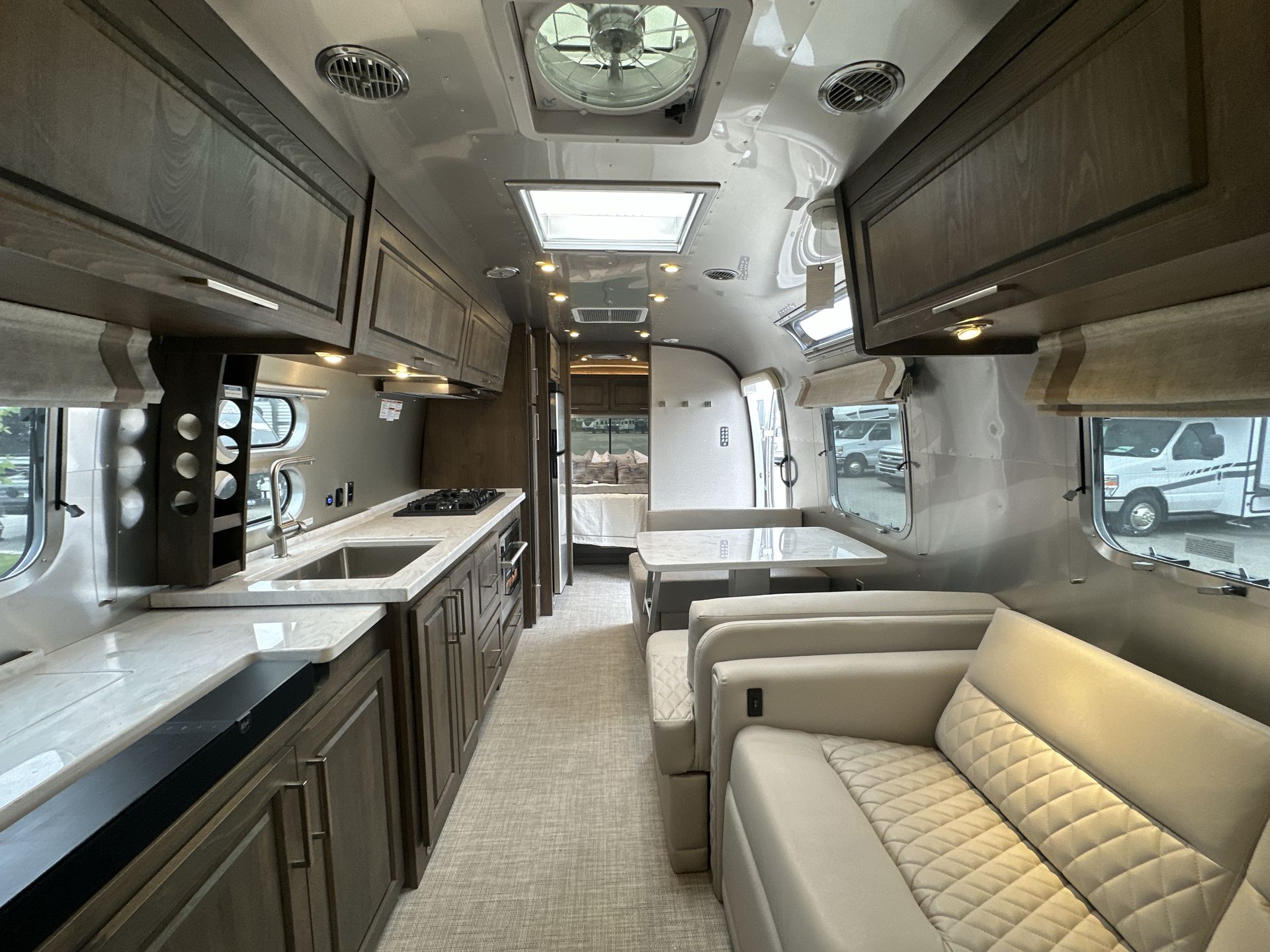 2026 Airstream 33FBQ Base