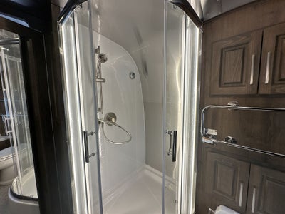 2026 Airstream 33FBQ Base