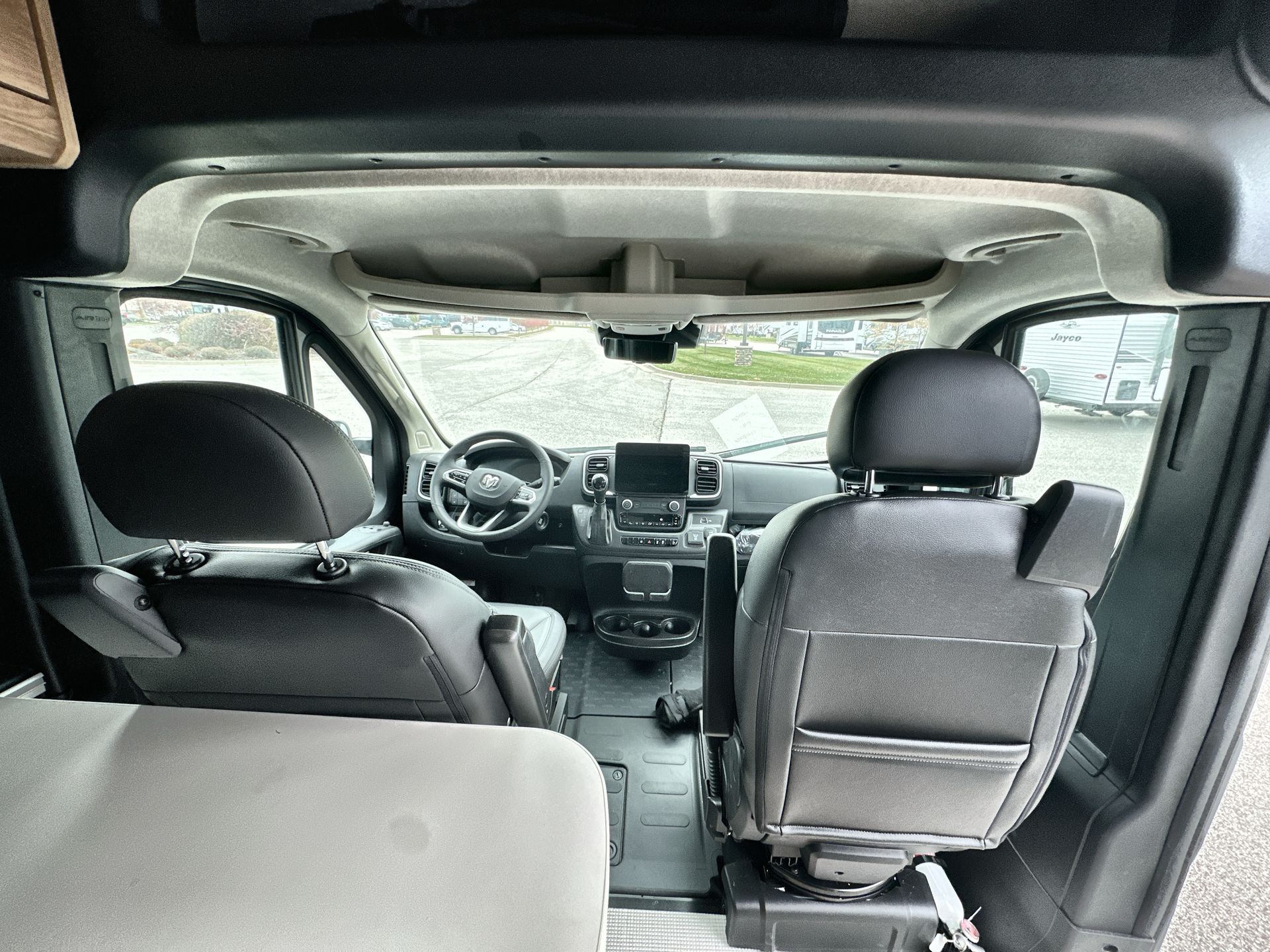 2026 Airstream Rangeline Base