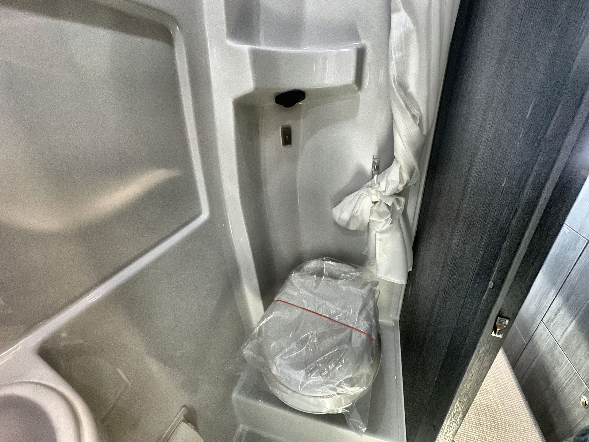 2026 Airstream 24GT Base