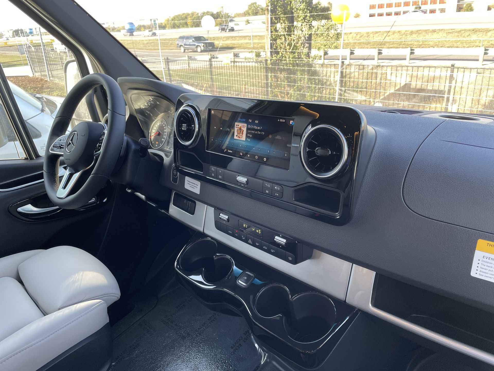 2025 Airstream 24GL Base