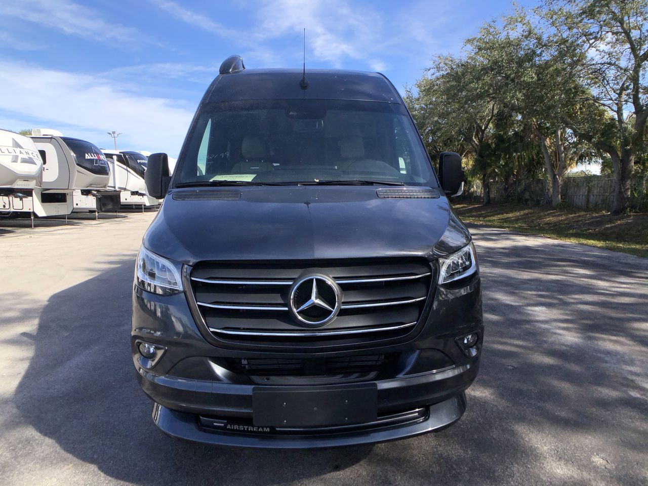 2025 Airstream 24GT Base