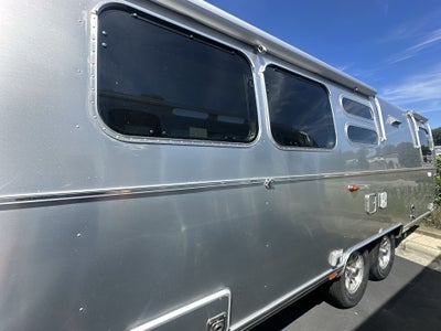 2026 Airstream 30FBBT Base