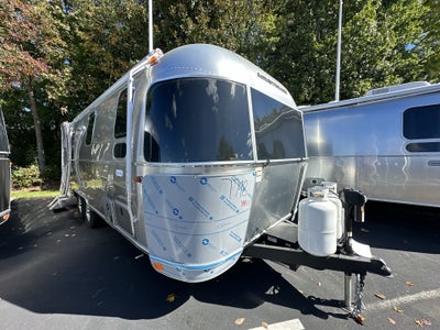 2026 Airstream 25FBQ Base