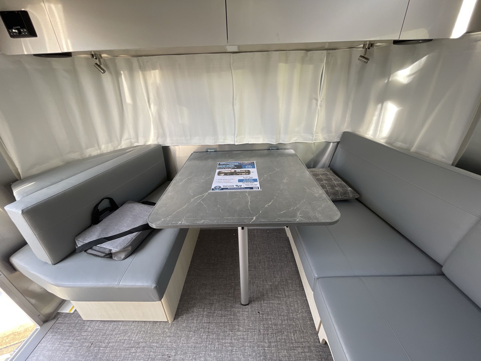 2026 Airstream 25FBT Base