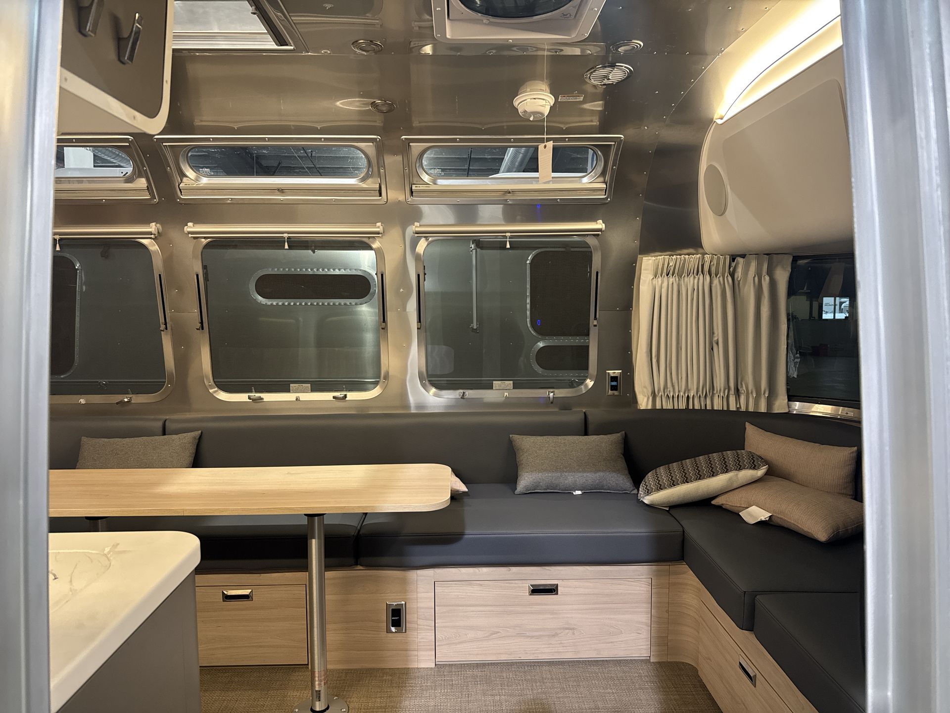 2026 Airstream 30RBQ Base